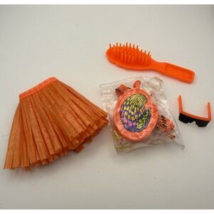 Barbie Skipper Skirt HAWAIIAN FUN 1990 Orange Grass Hula  Sunglasses Bag Brush